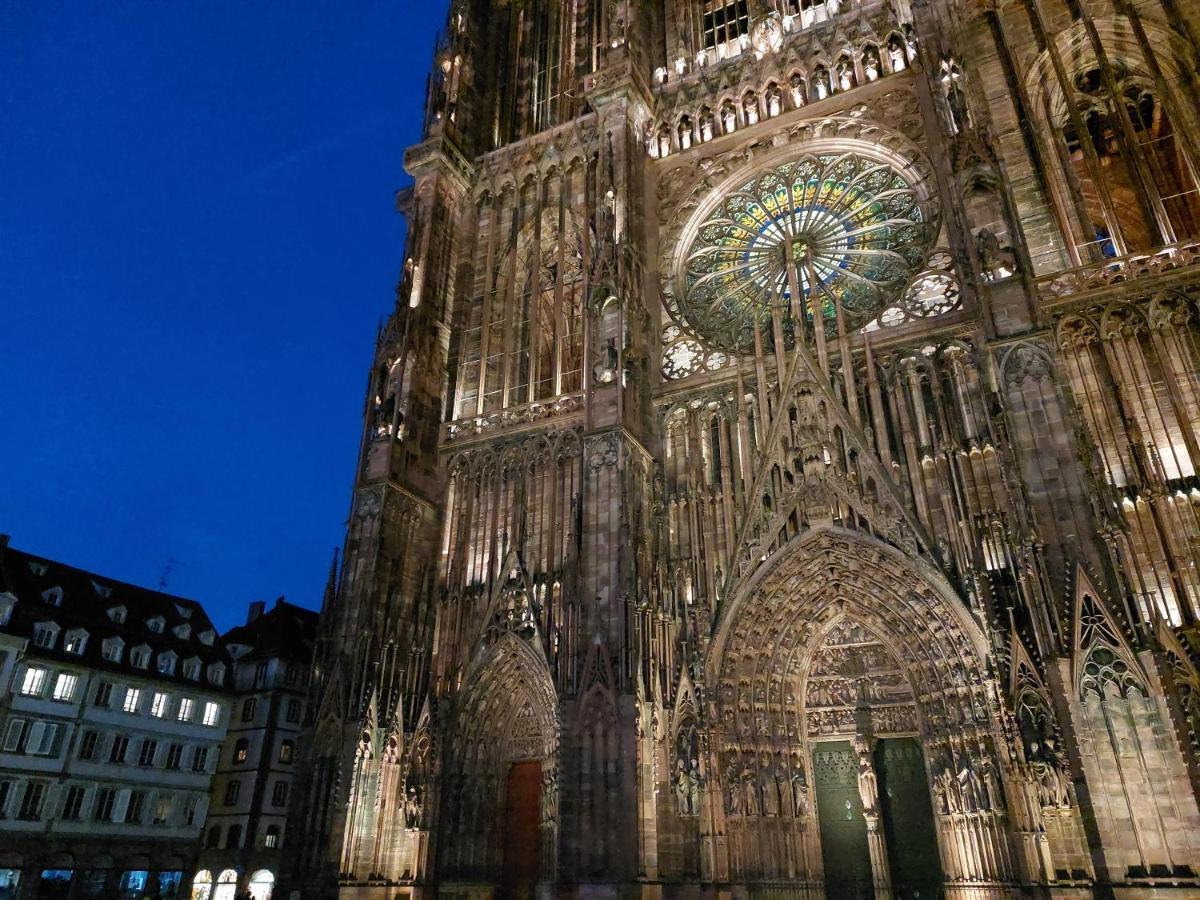 Les Appartements Place De La Cathedrale 斯特拉斯堡 外观 照片