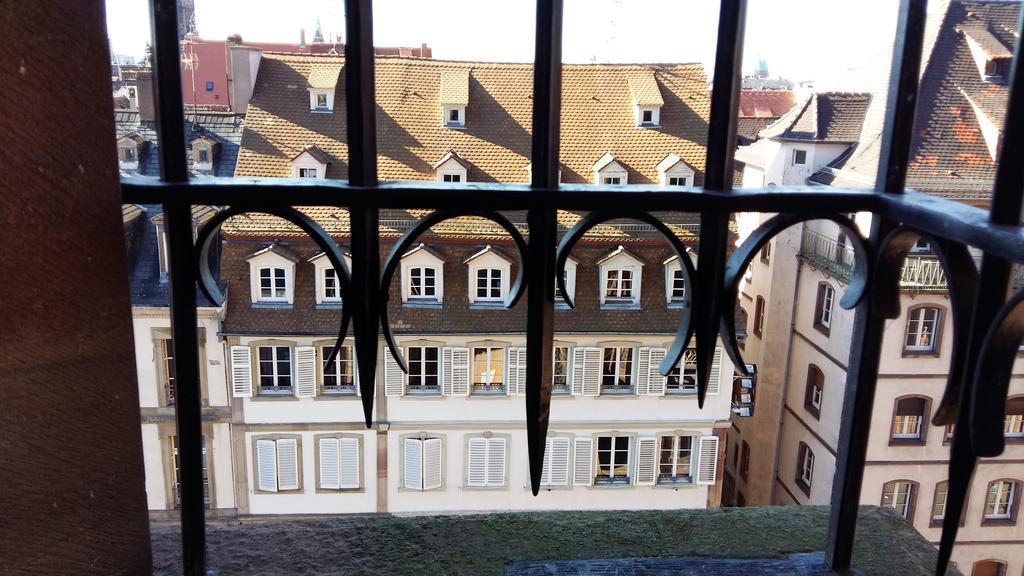 Les Appartements Place De La Cathedrale 斯特拉斯堡 外观 照片